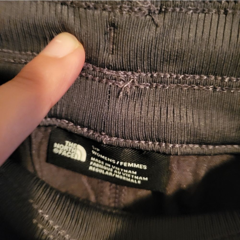 The North Face Shorts - Picture 6 of 6